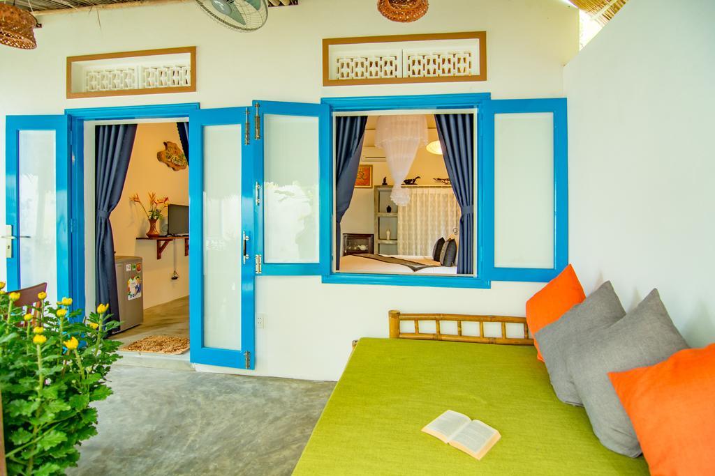 Local Beach Homestay Хойан Экстерьер фото